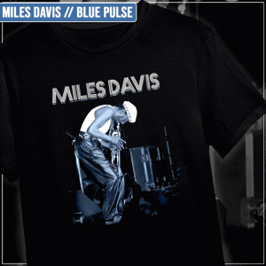 Remera "Miles Davis: Blue Pulse"